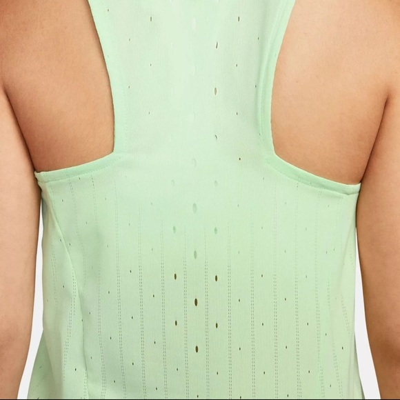 COPY - NEW Nike AeroSwift Womens Dri-FIT ADV Running Singlet Size Large - Picture 3 of 7